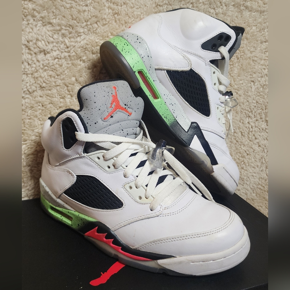Air Jordan 5 Retro White Green Sneakers